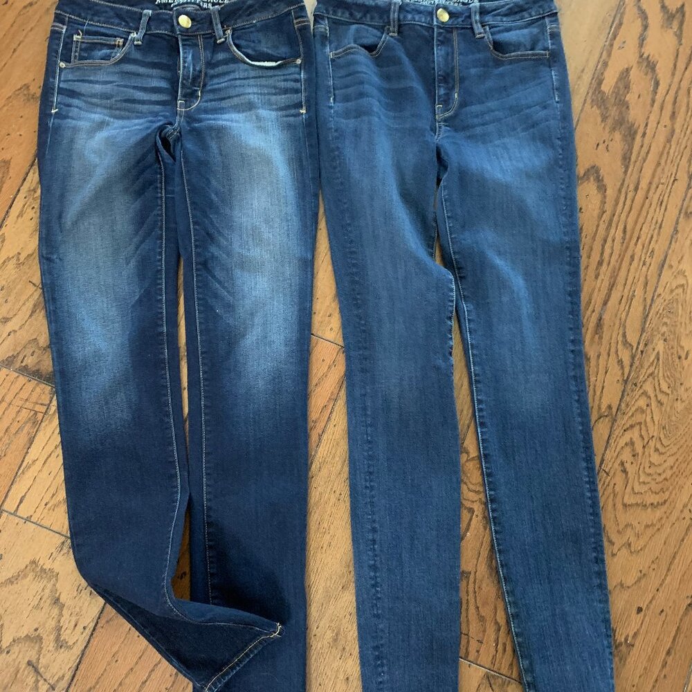 2 pair American Eagle size 6 blue jeans/pants, AEO Denim, X-long
